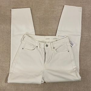 NWT. Old Navy white OG straight jeans. Size 3